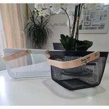 Load image into Gallery viewer, Metal Wire Basket with Wood Handle